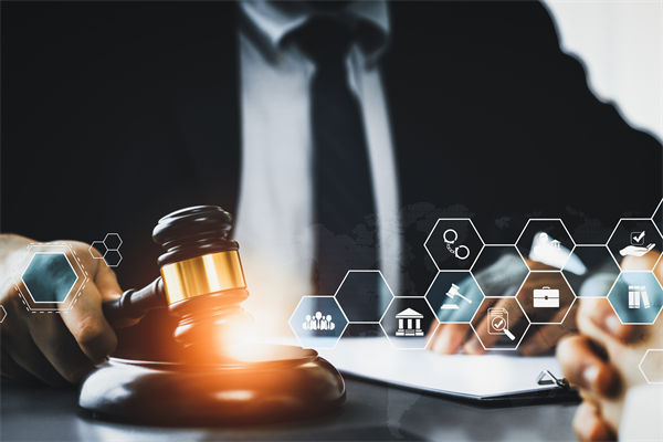 集团管控管理：董事长和明星女友内幕交易被刑拘