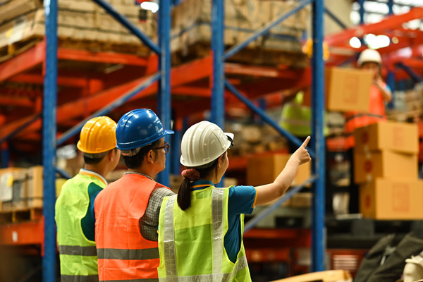 济南企业管理咨询公司哪家好，能提供驻厂落地服务么？